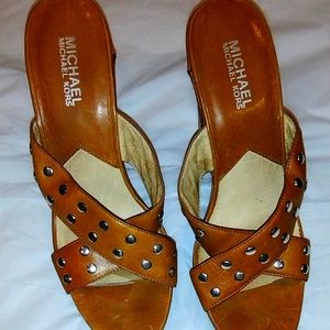 Women's MICHAEL KORS walnut wedge 6.5